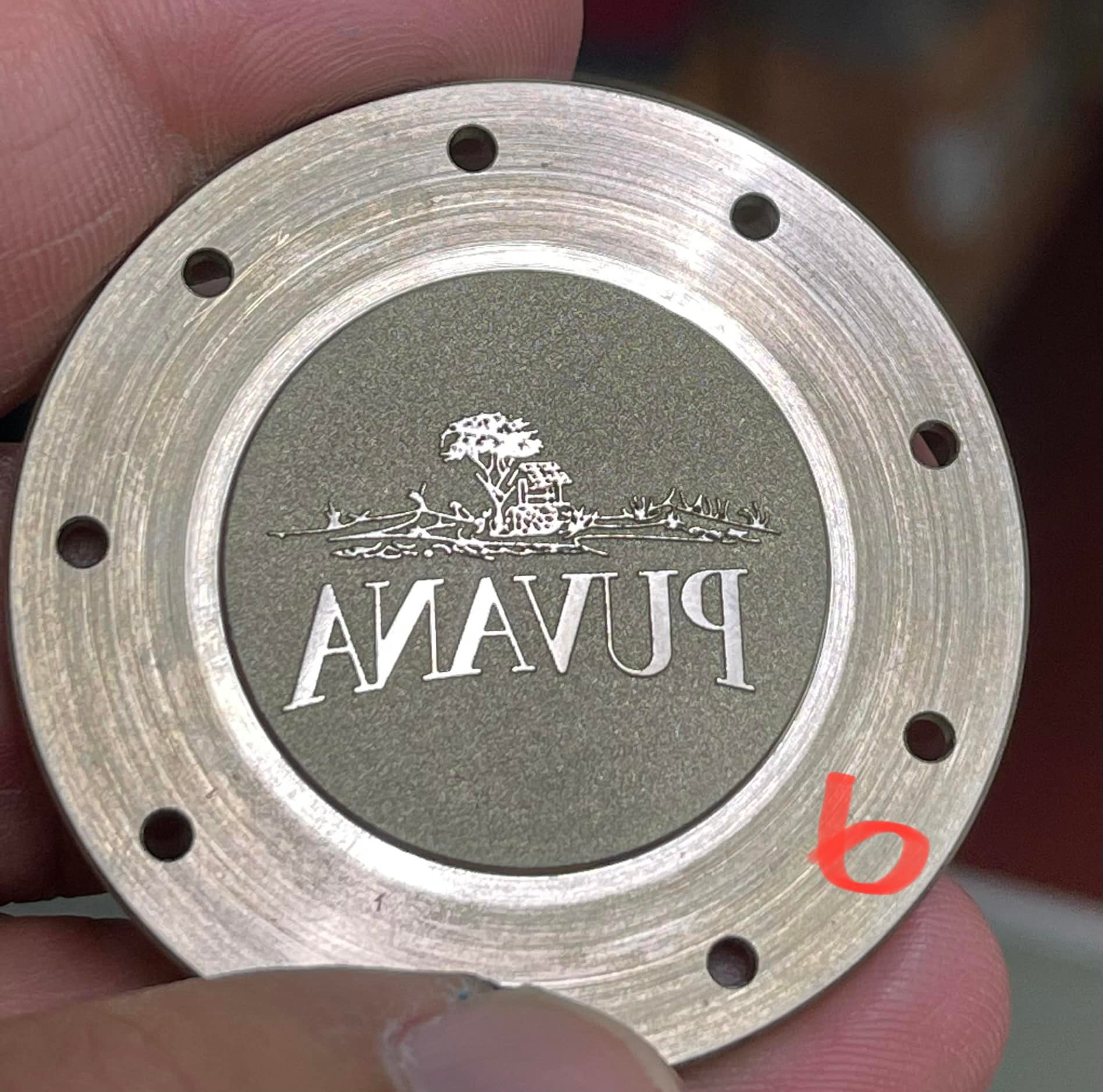 PAVANA logo engrave