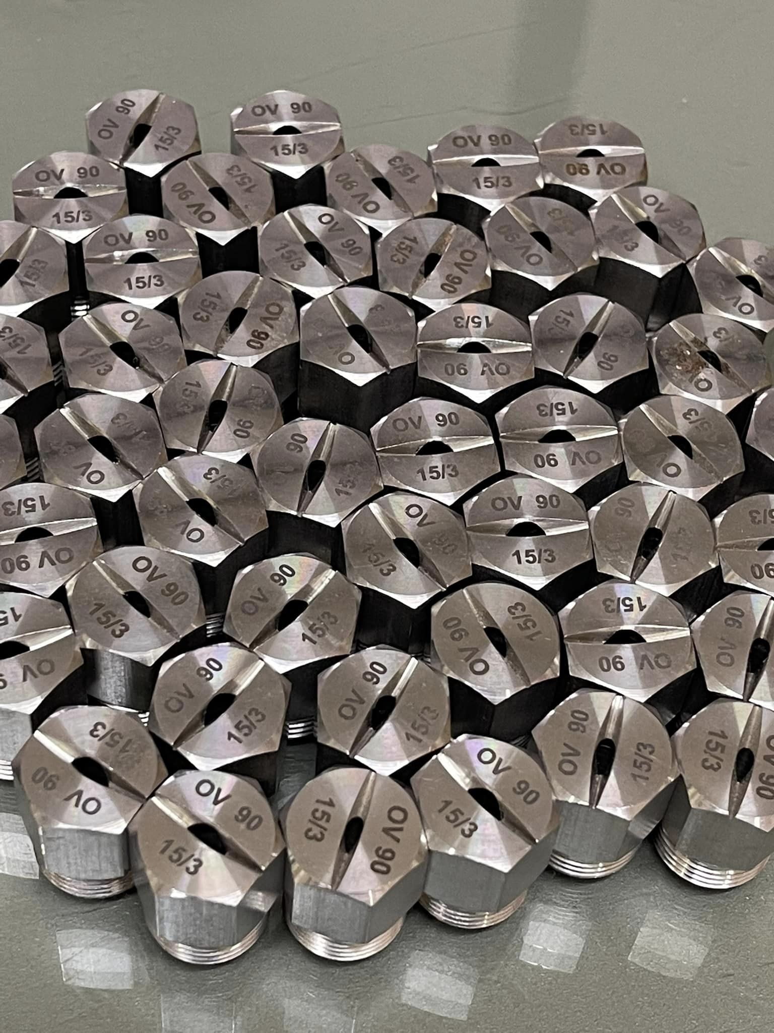 Flat Spray Nozzle Model : 3/8" OV-15/3 